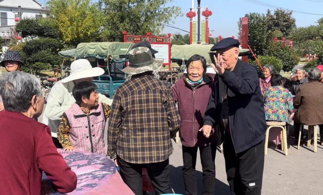 【今日防山】吃蛋糕看節目，這個重陽過得真開心
